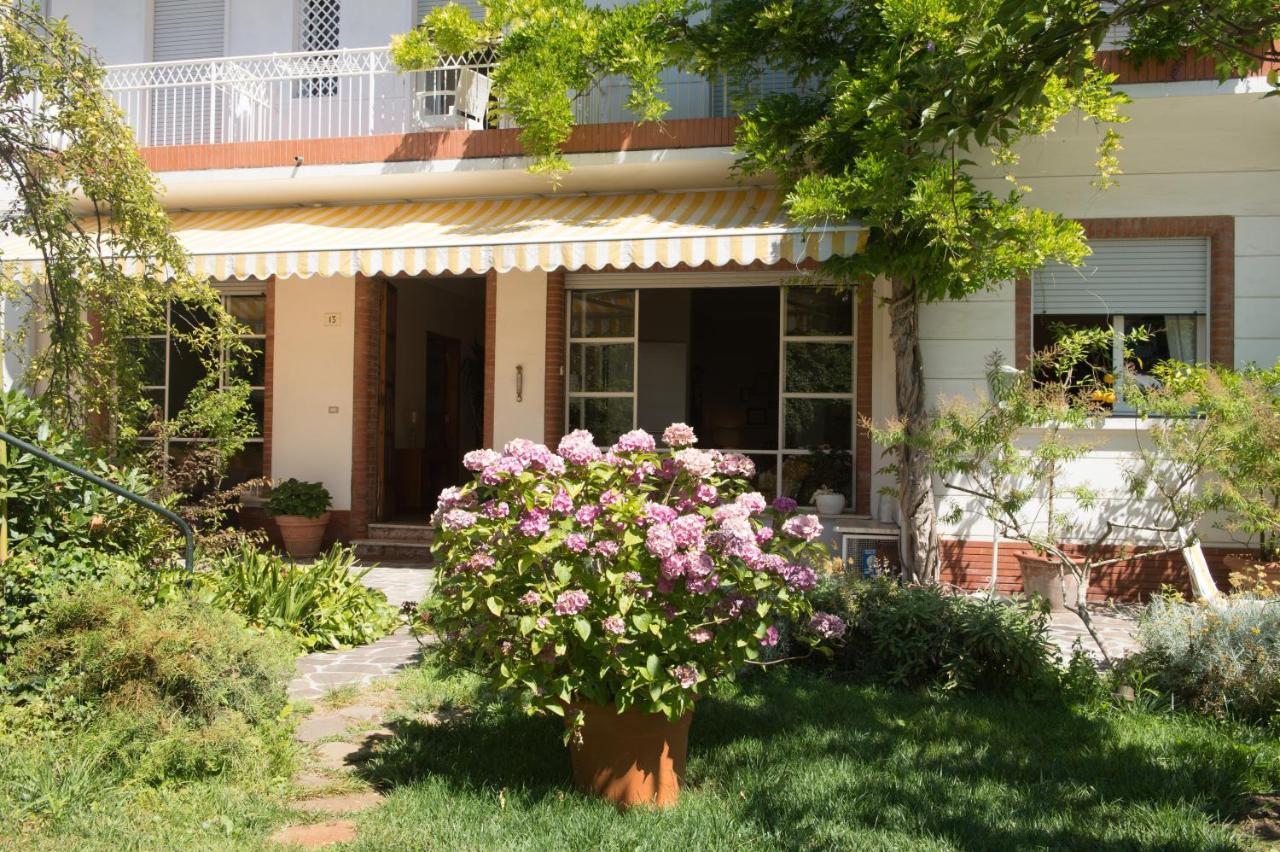 Villa Arizona ميلانو ماريتيما المظهر الخارجي الصورة